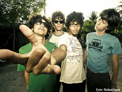 Banda Vivendo do Ócio Diego, Davide, Jajá e Luca (esq. para dir.)