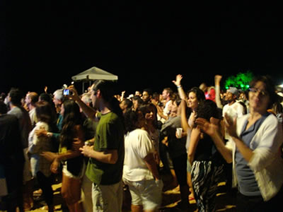 Público no Festival da Primavera de Morro de São Paulo Público no Festival da Primavera de Morro de São Paulo