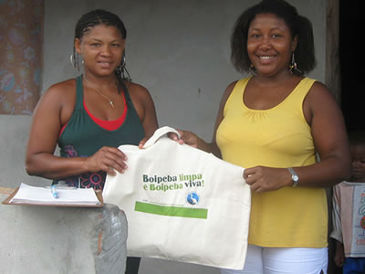 Sacolas retornáveis em Boipeba Comunidade de Boipeba ganhou sacolas retornáveis