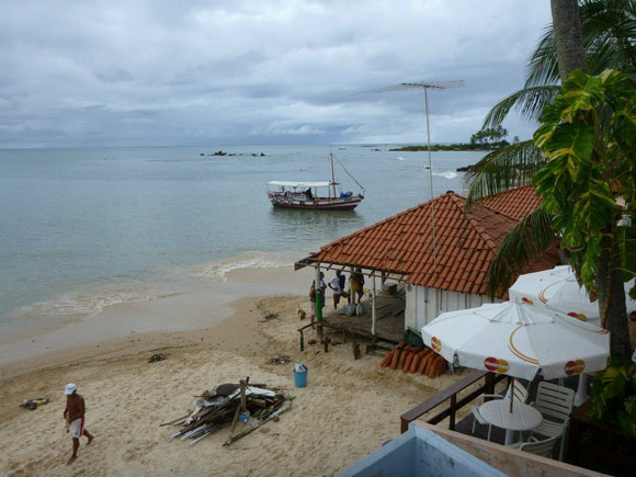 retirada das barracas de praia em Morro de São Paulo retirada das barracas de praia em Morro de São Paulo