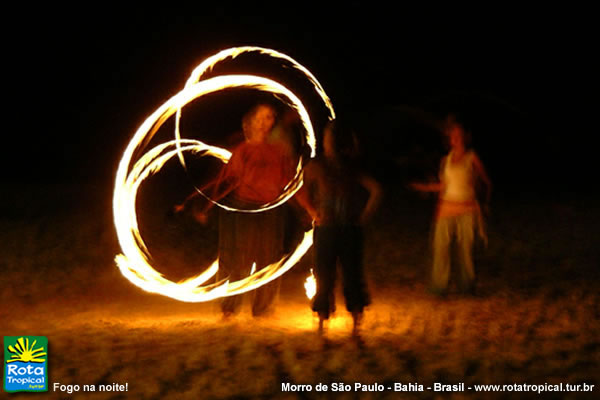 atrações da noite de Morro de São Paulo atrações da noite de Morro de São Paulo